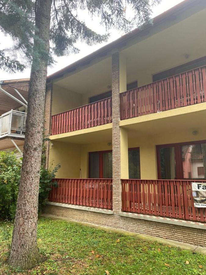 Home Sweet Apartment Xl บุค ภายนอก รูปภาพ
